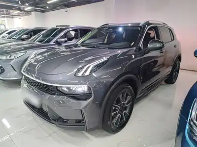 Lynk & Co 01 2023