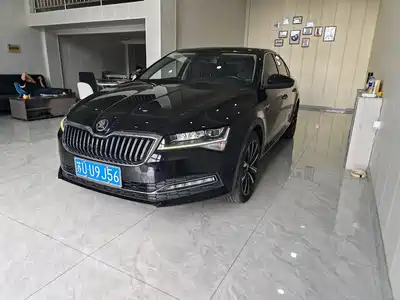 Škoda Superb 2023