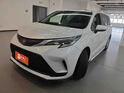Toyota Granvia 2025