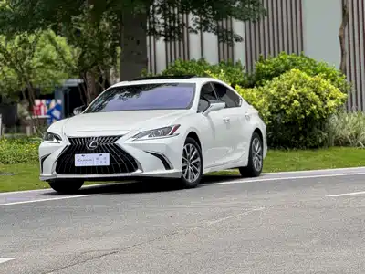 Lexus ES 2024