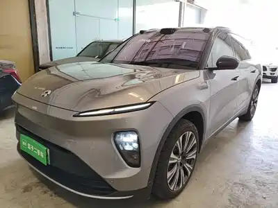 NIO ES8 2024