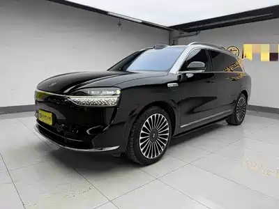 AITO Wenjie M9 2025