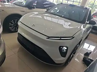 NIO ES8 2024