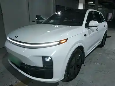 Li Auto L7 2025
