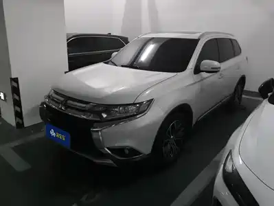 Mitsubishi Outlander 2018