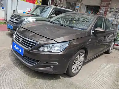 Peugeot 408 2015