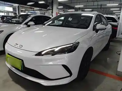 BYD Seal 05 DM-i 2025