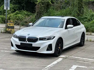 BMW i3 2024