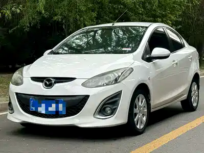 Mazda 2 2012