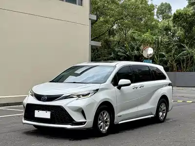 Toyota Granvia 2024