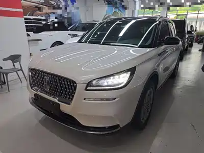 Lincoln Adventurer 2020