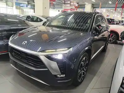 NIO ES8 2021