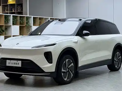 NIO ES8 2023