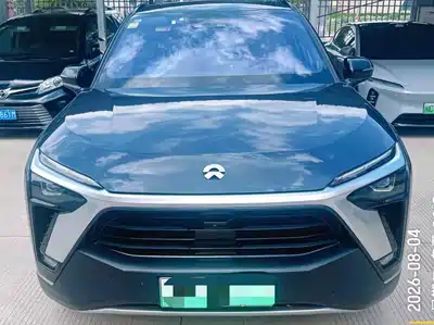 NIO ES8 2021