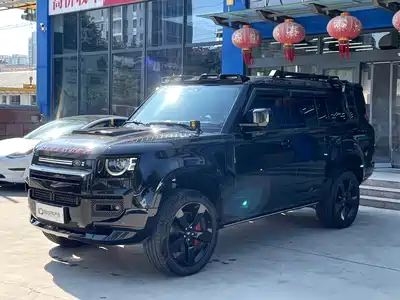 Land Rover Defender 2023