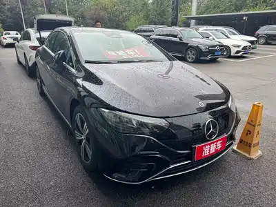 Mercedes-Benz EQE 2025