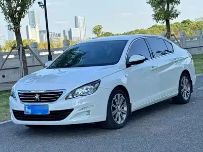 Peugeot 408 2016