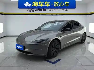 Tesla Model 3 2024
