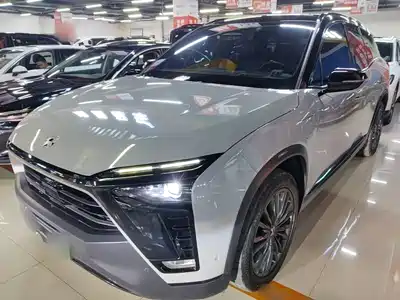 NIO ES8 2022