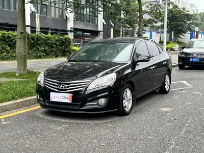 Hyundai Elantra 2012