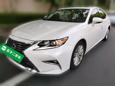 Lexus ES 2015