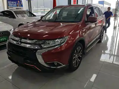 Mitsubishi Outlander 2018