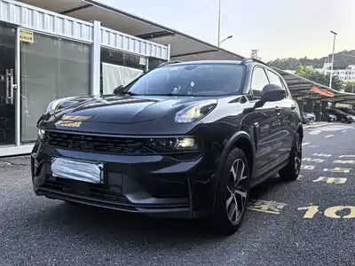 Lynk & Co 01 EM-P 2022