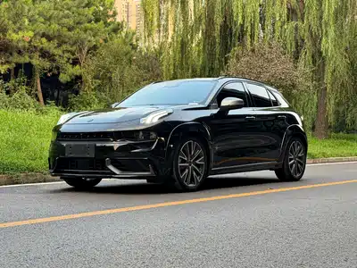 Lynk & Co 02 Hatchback 2022