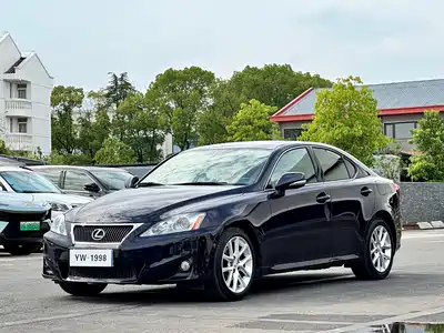 Lexus IS 2012