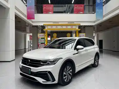 Volkswagen Tiguan L PHEV 2021