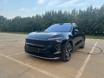 NIO ES8 2023