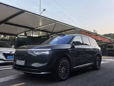 AITO Wenjie M8 2025