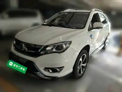 BYD S7 2015