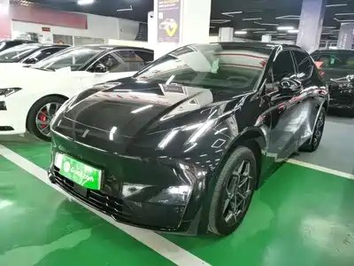Lynk & Co Z20 2025