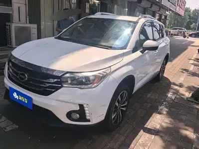 GAC Trumpchi GS4 2015