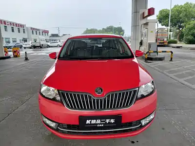 Škoda Rapid Spaceback 2016