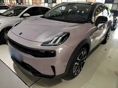 Lynk & Co 06 2022