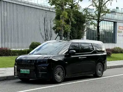 ZEEKR 009 2023