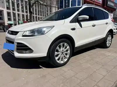 Ford Kuga 2015