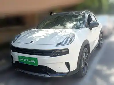 Lynk & Co 06 2022