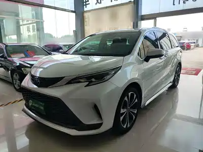 Toyota Granvia 2024