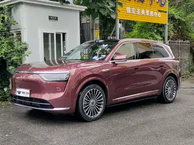 AITO Wenjie M8 2025