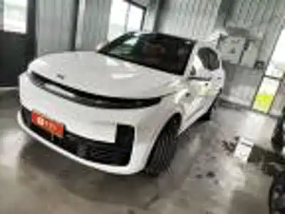 Li Auto L7 2025