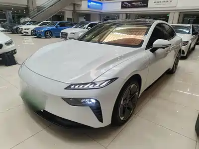 Dongfeng Yipai eπ007 2024