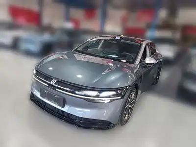 ZEEKR 007 2024