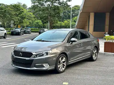 DS 5LS 2015