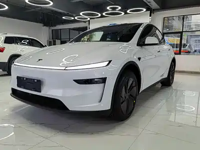 Tesla Model Y 2026