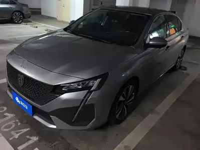 Peugeot 408 2025