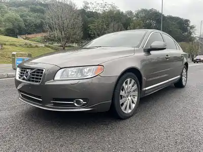 Volvo S80L 2013