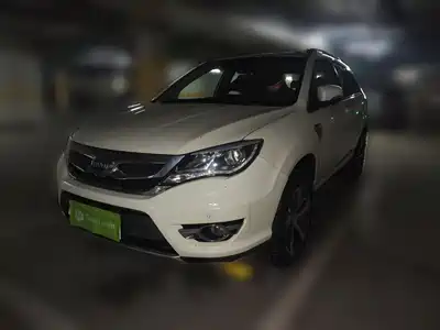 BYD S7 2015